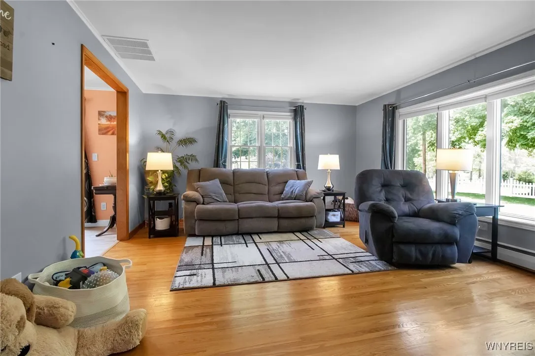 669 Quaker Rd, Aurora, New York 14052, Aurora, New York 14052, 3 Bedrooms Bedrooms, 7 Rooms Rooms,2 BathroomsBathrooms,Residential,Closed,669 Quaker Rd, Aurora, New York 14052,0,B1613240