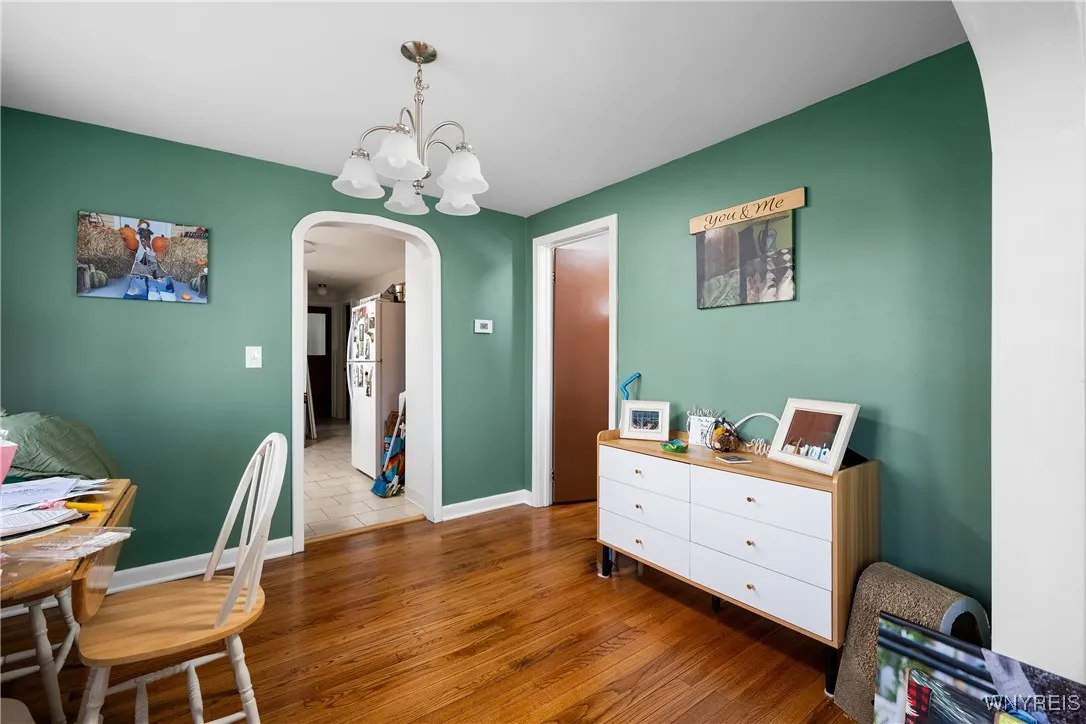 104 Lyndale Avenue, Tonawanda-town, New York 14223, Tonawanda, New York 14223, 6 Bedrooms Bedrooms, ,2 BathroomsBathrooms,Residential,Closed,104 Lyndale Avenue, Tonawanda-town, New York 14223,B1613300