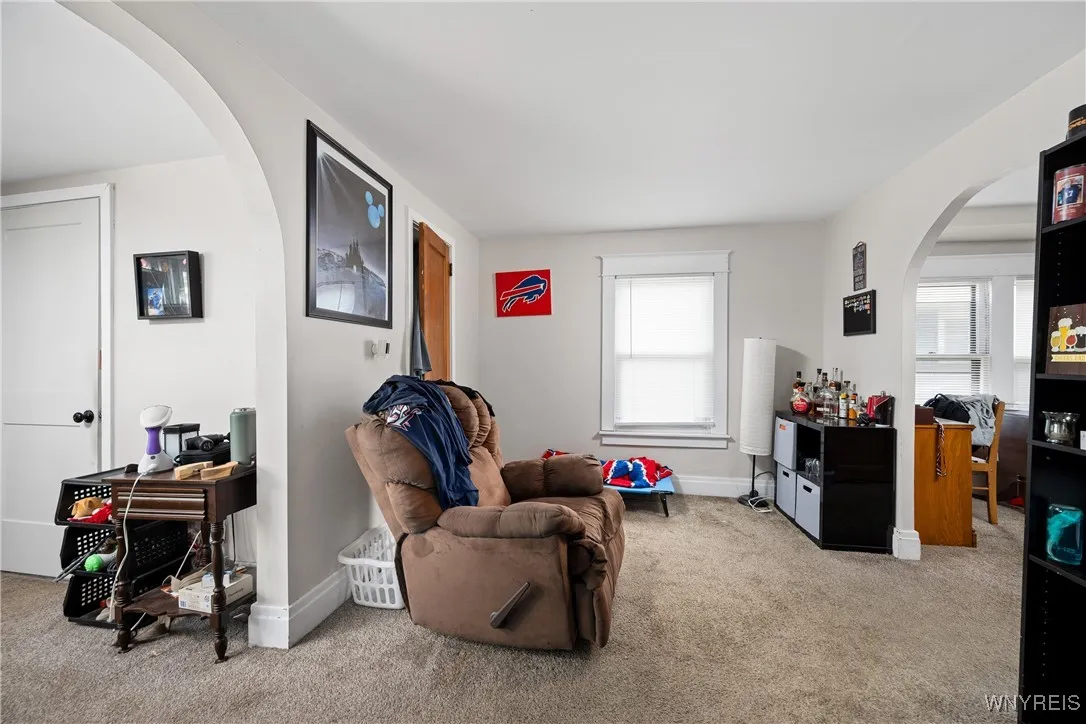 104 Lyndale Avenue, Tonawanda-town, New York 14223, Tonawanda, New York 14223, 6 Bedrooms Bedrooms, ,2 BathroomsBathrooms,Residential,Closed,104 Lyndale Avenue, Tonawanda-town, New York 14223,B1613300