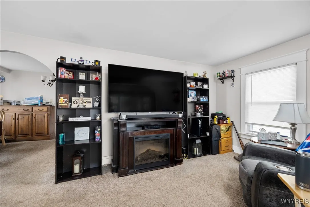 104 Lyndale Avenue, Tonawanda-town, New York 14223, Tonawanda, New York 14223, 6 Bedrooms Bedrooms, ,2 BathroomsBathrooms,Residential,Closed,104 Lyndale Avenue, Tonawanda-town, New York 14223,B1613300