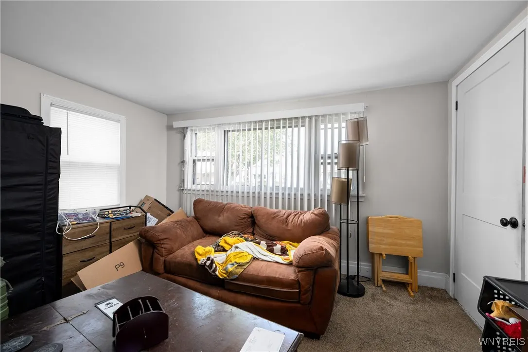 104 Lyndale Avenue, Tonawanda-town, New York 14223, Tonawanda, New York 14223, 6 Bedrooms Bedrooms, ,2 BathroomsBathrooms,Residential,Closed,104 Lyndale Avenue, Tonawanda-town, New York 14223,B1613300