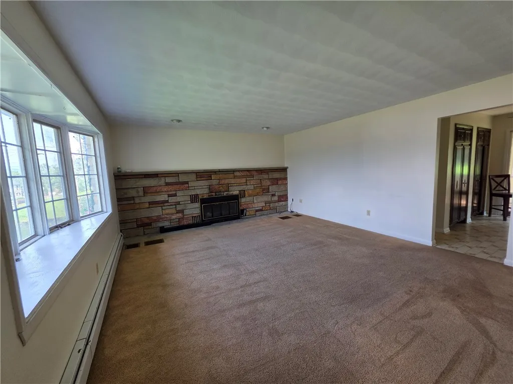 266 West Third Street, Corning-city, New York 1483, Corning City, New York 14830, 3 Bedrooms Bedrooms, 7 Rooms Rooms,2 BathroomsBathrooms,Residential,Closed,266 West Third Street, Corning-city, New York 1483,0,R1613114