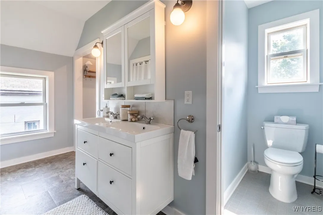 37 Barton Street, Buffalo, New York 14213, Buffalo, New York 14213, 2 Bedrooms Bedrooms, 6 Rooms Rooms,2 BathroomsBathrooms,Residential,Closed,37 Barton Street, Buffalo, New York 14213,0,B1612928