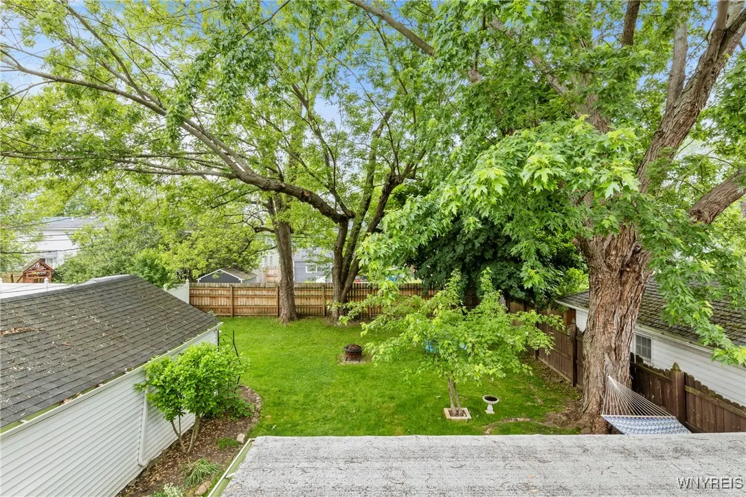 307 Glencove Road, Tonawanda-town, New York 14223, Tonawanda, New York 14223, 2 Bedrooms Bedrooms, 8 Rooms Rooms,1 BathroomBathrooms,Residential,Closed,307 Glencove Road, Tonawanda-town, New York 14223,B1610296