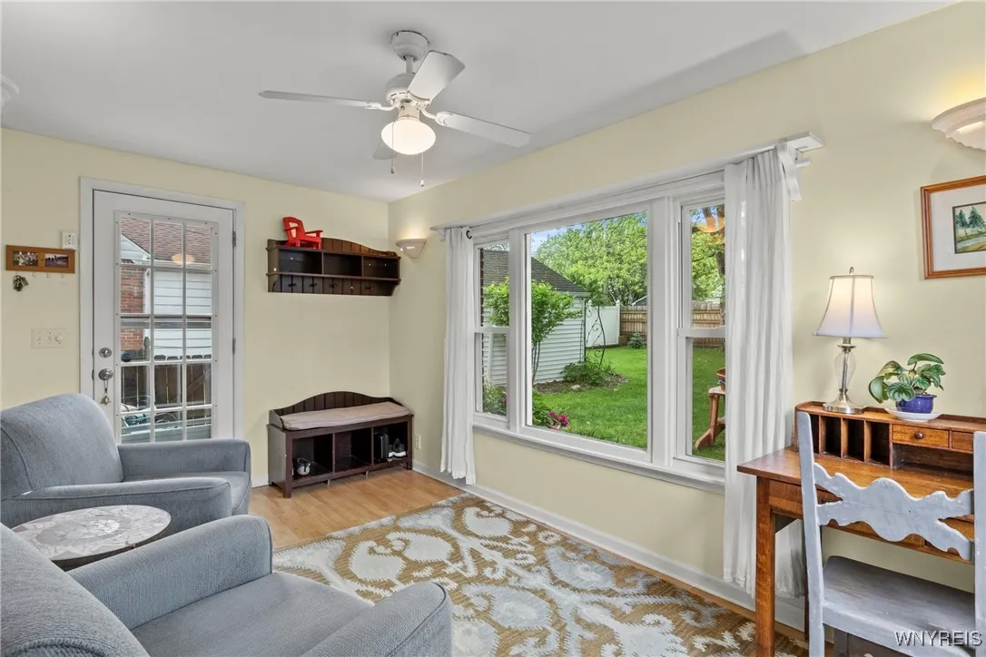 307 Glencove Road, Tonawanda-town, New York 14223, Tonawanda, New York 14223, 2 Bedrooms Bedrooms, 8 Rooms Rooms,1 BathroomBathrooms,Residential,Closed,307 Glencove Road, Tonawanda-town, New York 14223,B1610296