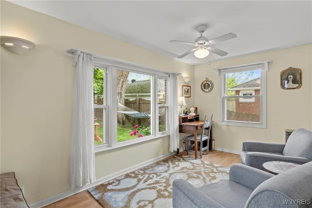 307 Glencove Road, Tonawanda-town, New York 14223, Tonawanda, New York 14223, 2 Bedrooms Bedrooms, 8 Rooms Rooms,1 BathroomBathrooms,Residential,Closed,307 Glencove Road, Tonawanda-town, New York 14223,B1610296
