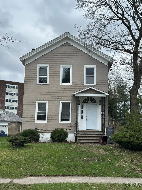 705 North James Street 3, Rome-inside, New York 13, Rome, New York 13440, 2 Bedrooms Bedrooms, 4 Rooms Rooms,1 BathroomBathrooms,Residential Lease,Closed,705 North James Street 3, Rome-inside, New York 13,0,S1613396