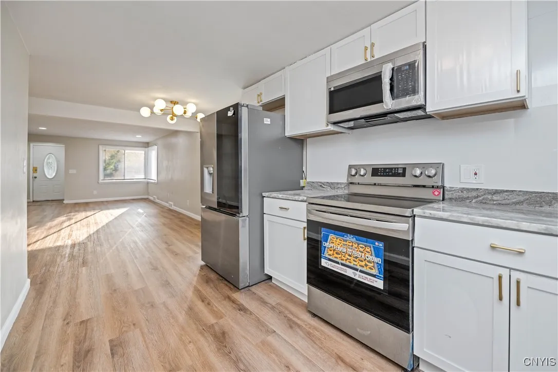 124 Aurora Street, Rochester, New York 14621, Rochester, New York 14621, 3 Bedrooms Bedrooms, 3 Rooms Rooms,1 BathroomBathrooms,Residential,Closed,124 Aurora Street, Rochester, New York 14621,S1613418