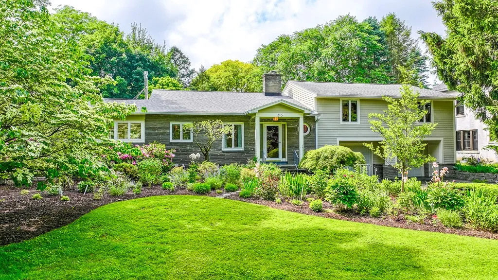 313 Pelham Road Road, Brighton, New York 14610, Brighton, New York 14610, 3 Bedrooms Bedrooms, 8 Rooms Rooms,3 BathroomsBathrooms,Residential,Closed,313 Pelham Road Road, Brighton, New York 14610,R1611845