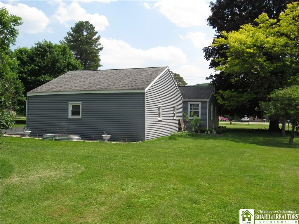 23 Frew Run Street, Carroll, New York 14738, Carroll, New York 14738, 2 Bedrooms Bedrooms, 5 Rooms Rooms,1 BathroomBathrooms,Residential,Closed,23 Frew Run Street, Carroll, New York 14738,0,R1612703