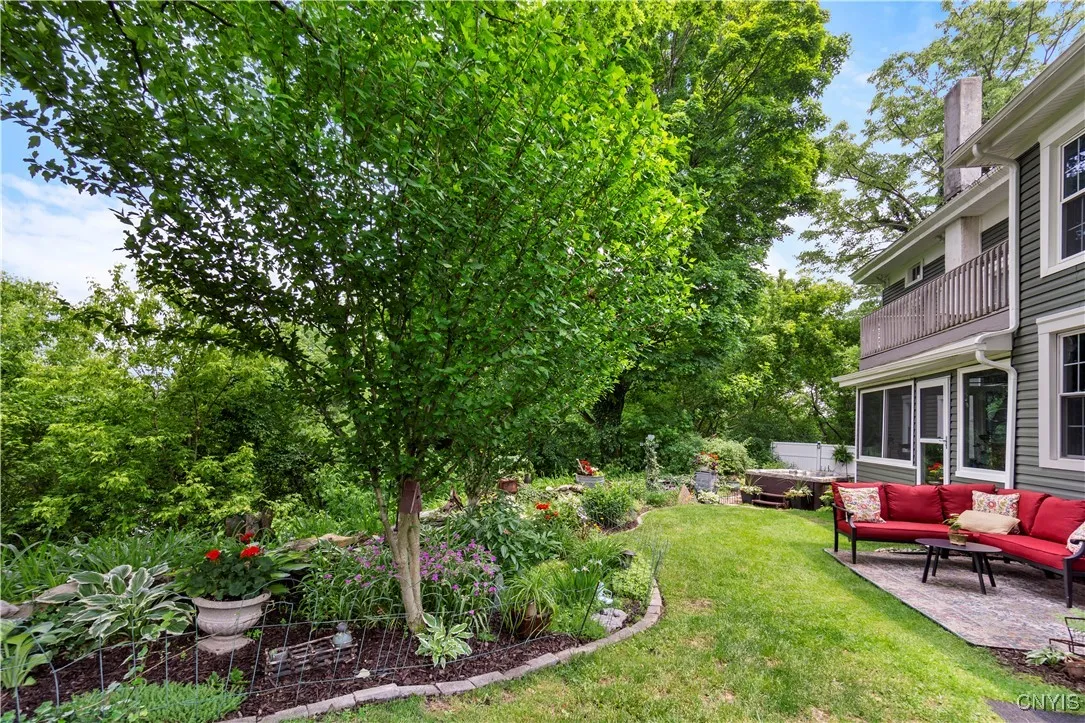 4937 West Seneca, Onondaga, New York 13215, Onondaga, New York 13215, 5 Bedrooms Bedrooms, ,2 BathroomsBathrooms,Residential,For Sale,4937 West Seneca, Onondaga, New York 13215,0,S1612320