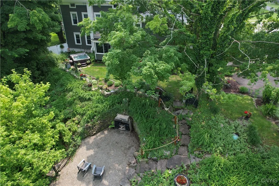 4937 West Seneca, Onondaga, New York 13215, Onondaga, New York 13215, 5 Bedrooms Bedrooms, ,2 BathroomsBathrooms,Residential,For Sale,4937 West Seneca, Onondaga, New York 13215,0,S1612320