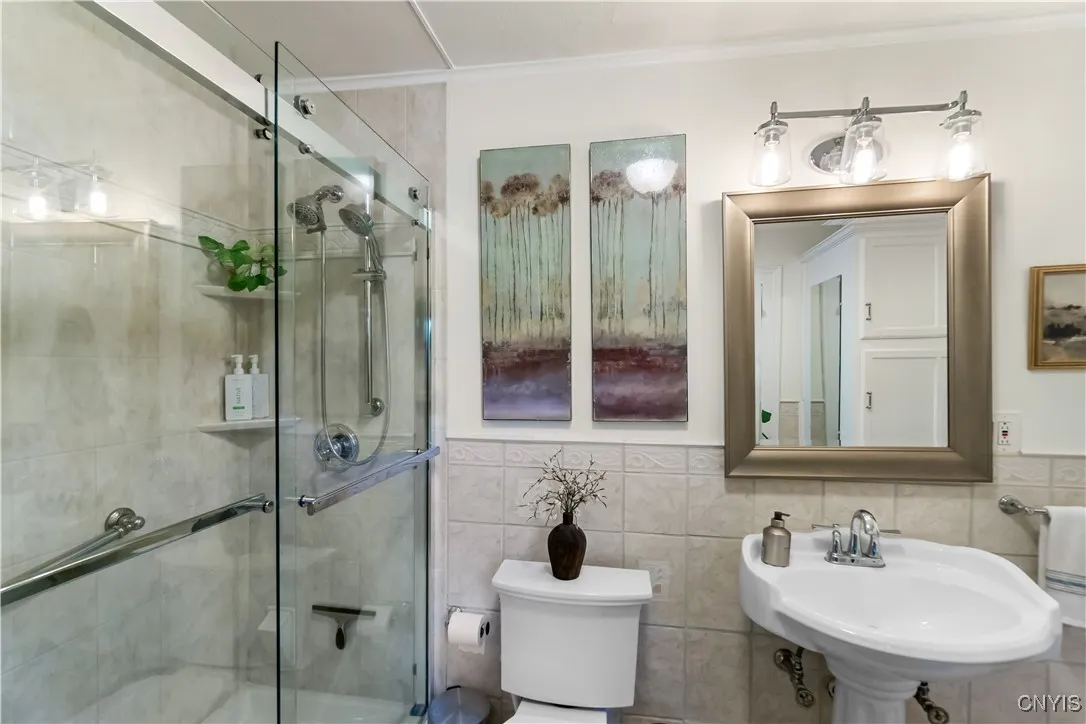 4937 West Seneca, Onondaga, New York 13215, Onondaga, New York 13215, 5 Bedrooms Bedrooms, ,2 BathroomsBathrooms,Residential,For Sale,4937 West Seneca, Onondaga, New York 13215,0,S1612320