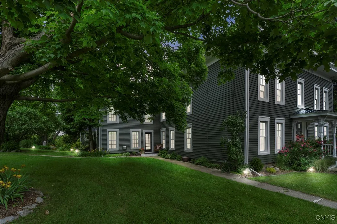 4937 West Seneca, Onondaga, New York 13215, Onondaga, New York 13215, 5 Bedrooms Bedrooms, ,2 BathroomsBathrooms,Residential,For Sale,4937 West Seneca, Onondaga, New York 13215,0,S1612320