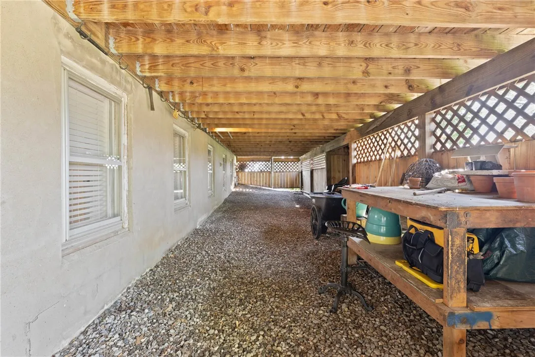 707 Hubbell Road, Ogden, New York 14428, Ogden, New York 14428, 4 Bedrooms Bedrooms, 11 Rooms Rooms,2 BathroomsBathrooms,Residential,Closed,707 Hubbell Road, Ogden, New York 14428,R1613454