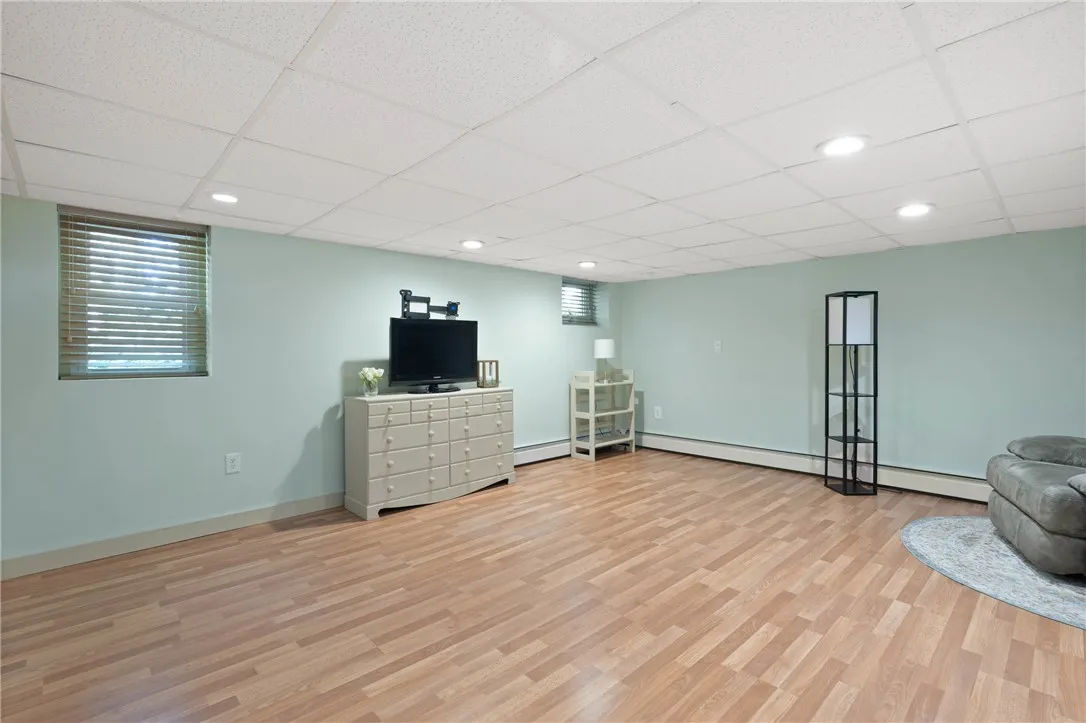 707 Hubbell Road, Ogden, New York 14428, Ogden, New York 14428, 4 Bedrooms Bedrooms, 11 Rooms Rooms,2 BathroomsBathrooms,Residential,Closed,707 Hubbell Road, Ogden, New York 14428,R1613454
