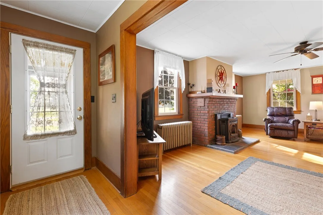 707 Hubbell Road, Ogden, New York 14428, Ogden, New York 14428, 4 Bedrooms Bedrooms, 11 Rooms Rooms,2 BathroomsBathrooms,Residential,Closed,707 Hubbell Road, Ogden, New York 14428,R1613454
