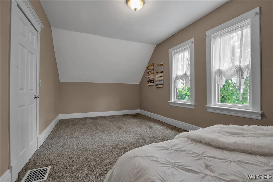 48 Weyand Avenue, Buffalo, New York 14210, Buffalo, New York 14210, 3 Bedrooms Bedrooms, 8 Rooms Rooms,1 BathroomBathrooms,Residential,Closed,48 Weyand Avenue, Buffalo, New York 14210,0,B1613095
