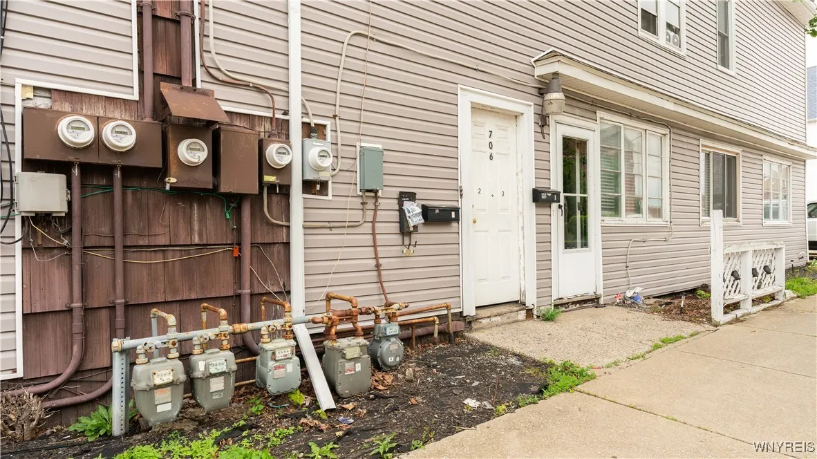 706 Terrace Boulevard, Lancaster, New York 14043, Lancaster, New York 14043, 4 Bedrooms Bedrooms, ,Multi Family,Closed,706 Terrace Boulevard, Lancaster, New York 14043,0,B1613211