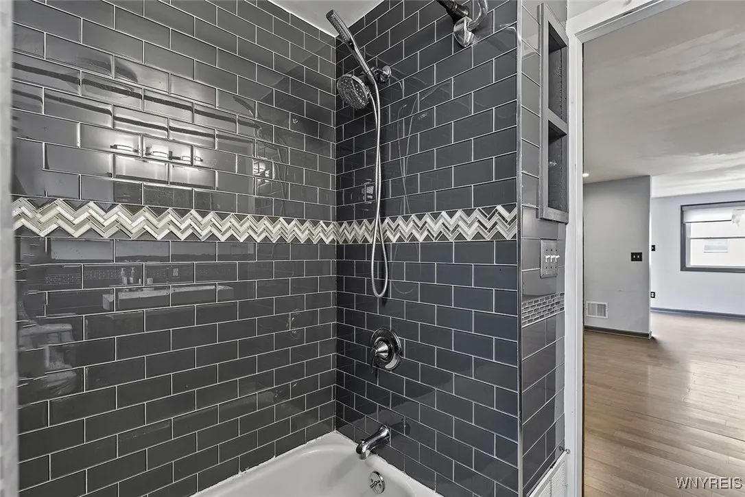 27 Gunnell Avenue, Buffalo, New York 14216, Buffalo, New York 14216, 4 Bedrooms Bedrooms, 7 Rooms Rooms,2 BathroomsBathrooms,Residential,Closed,27 Gunnell Avenue, Buffalo, New York 14216,0,B1611937