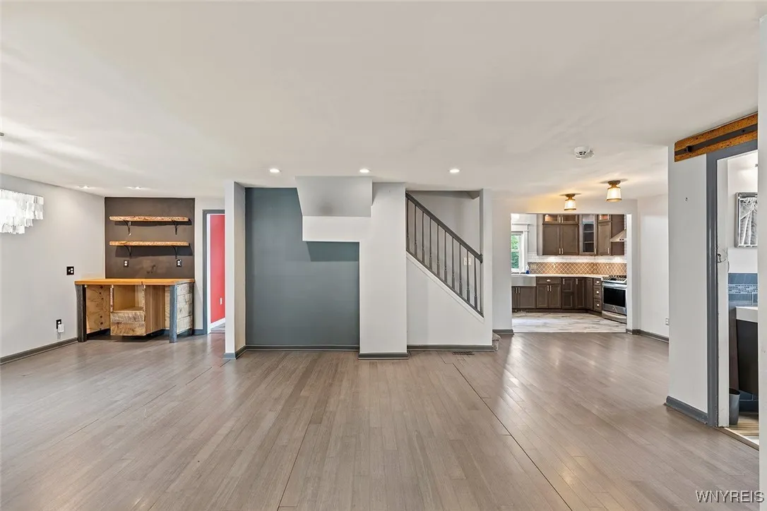 27 Gunnell Avenue, Buffalo, New York 14216, Buffalo, New York 14216, 4 Bedrooms Bedrooms, 7 Rooms Rooms,2 BathroomsBathrooms,Residential,Closed,27 Gunnell Avenue, Buffalo, New York 14216,0,B1611937