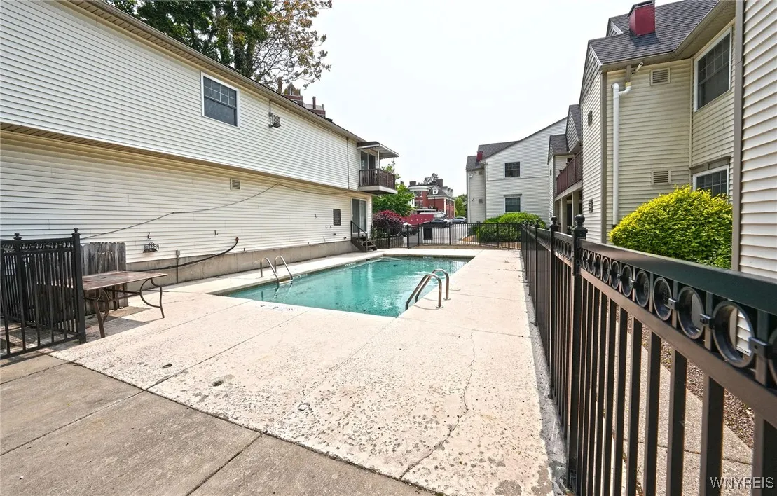 770 West Ferry Street 28b, Buffalo, New York 14222, Buffalo, New York 14222, 1 Bedroom Bedrooms, 4 Rooms Rooms,1 BathroomBathrooms,Residential,Closed,770 West Ferry Street 28b, Buffalo, New York 14222,B1612794