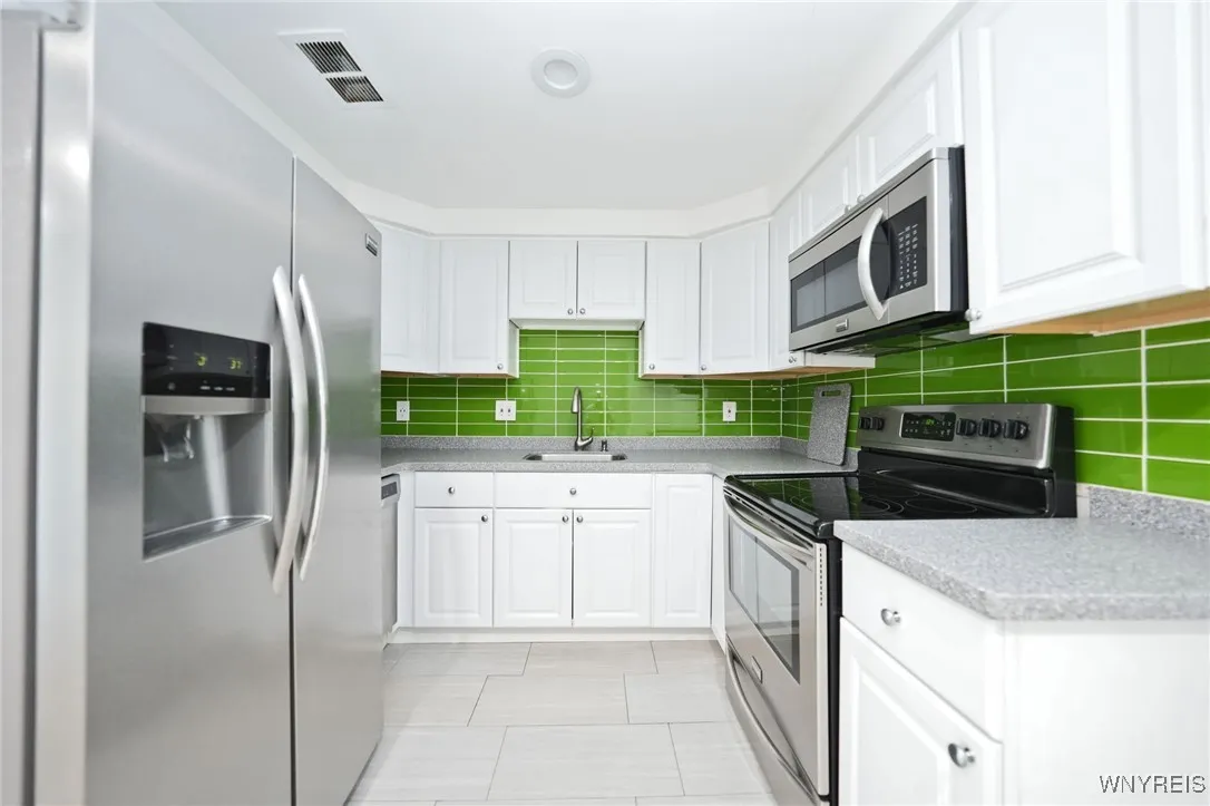 770 West Ferry Street 28b, Buffalo, New York 14222, Buffalo, New York 14222, 1 Bedroom Bedrooms, 4 Rooms Rooms,1 BathroomBathrooms,Residential,Closed,770 West Ferry Street 28b, Buffalo, New York 14222,B1612794
