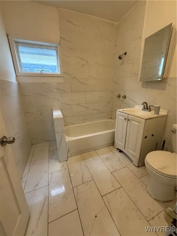 53 Warring Avenue, Buffalo, New York 14211, Buffalo, New York 14211, 4 Bedrooms Bedrooms, 8 Rooms Rooms,1 BathroomBathrooms,Residential,For Sale,53 Warring Avenue, Buffalo, New York 14211,B1613232