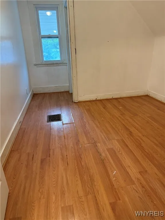 53 Warring Avenue, Buffalo, New York 14211, Buffalo, New York 14211, 4 Bedrooms Bedrooms, 8 Rooms Rooms,1 BathroomBathrooms,Residential,For Sale,53 Warring Avenue, Buffalo, New York 14211,B1613232