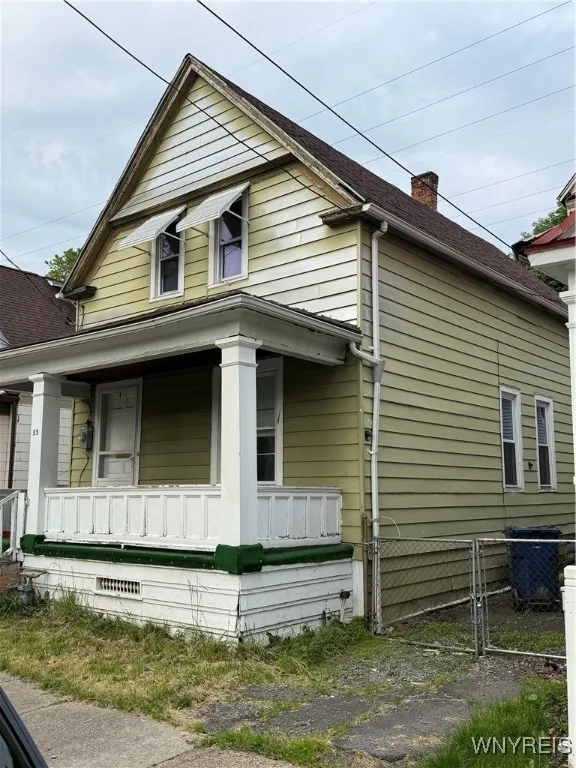 53 Warring Avenue, Buffalo, New York 14211, Buffalo, New York 14211, 4 Bedrooms Bedrooms, 8 Rooms Rooms,1 BathroomBathrooms,Residential,For Sale,53 Warring Avenue, Buffalo, New York 14211,B1613232