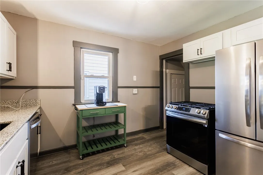 74 Everett St, Greece, New York 14615, Greece, New York 14615, 3 Bedrooms Bedrooms, 7 Rooms Rooms,1 BathroomBathrooms,Residential,Closed,74 Everett St, Greece, New York 14615,R1613598