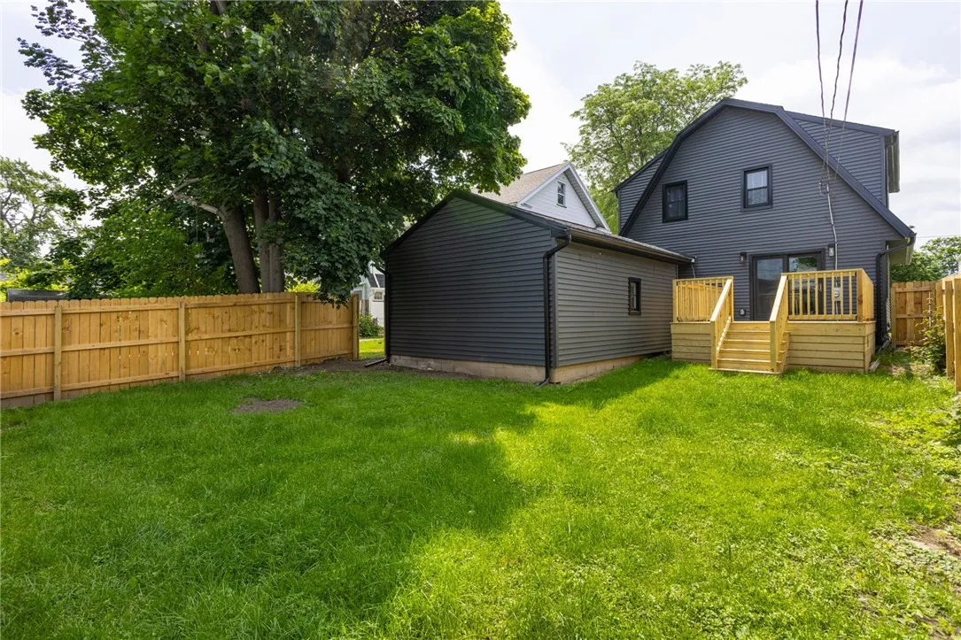 74 Everett St, Greece, New York 14615, Greece, New York 14615, 3 Bedrooms Bedrooms, 7 Rooms Rooms,1 BathroomBathrooms,Residential,Closed,74 Everett St, Greece, New York 14615,R1613598