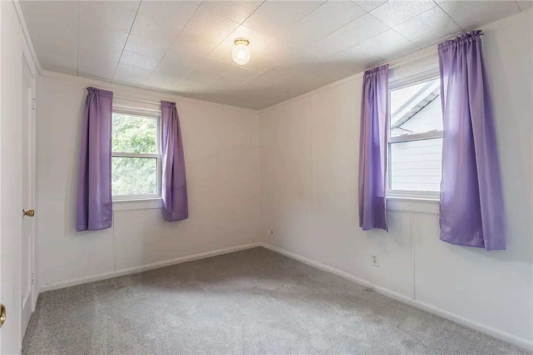 74 Everett St, Greece, New York 14615, Greece, New York 14615, 3 Bedrooms Bedrooms, 7 Rooms Rooms,1 BathroomBathrooms,Residential,Closed,74 Everett St, Greece, New York 14615,R1613598