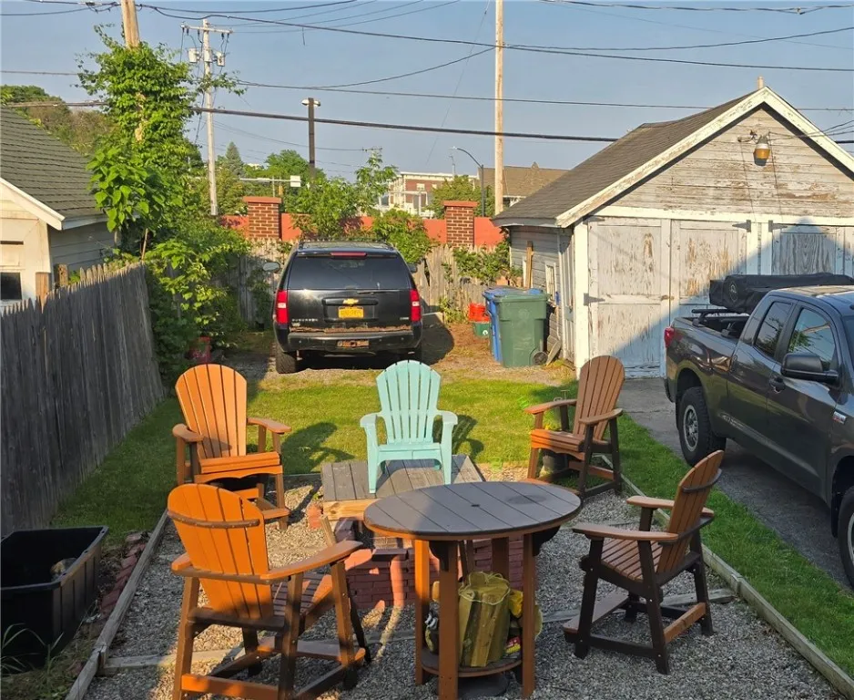 38 Mayflower Street, Rochester, New York 14615, Rochester, New York 14615, 3 Bedrooms Bedrooms, 5 Rooms Rooms,1 BathroomBathrooms,Residential,Closed,38 Mayflower Street, Rochester, New York 14615,0,R1613532