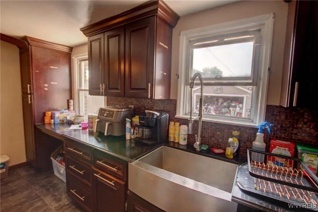 15 Arbour Lane, Buffalo, New York 14220, Buffalo, New York 14220, 4 Bedrooms Bedrooms, ,2 BathroomsBathrooms,Residential,For Sale,15 Arbour Lane, Buffalo, New York 14220,B1612963