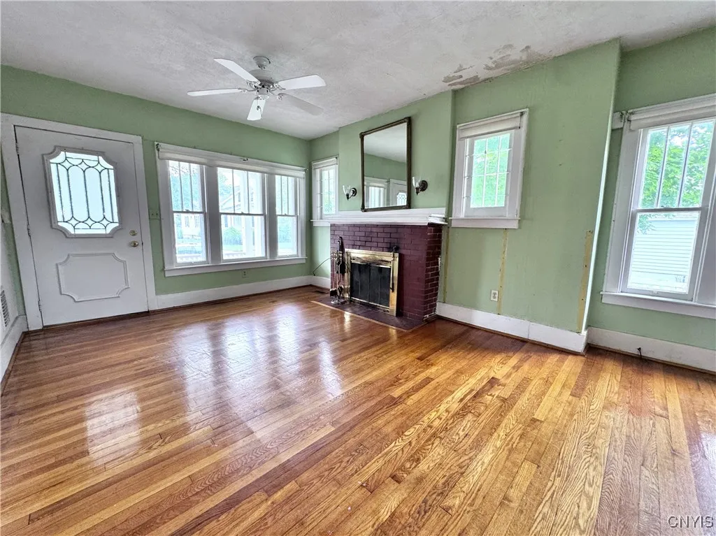 2816 Ferndale Place, Utica, New York 13501, Utica, New York 13501, 3 Bedrooms Bedrooms, 7 Rooms Rooms,1 BathroomBathrooms,Residential,For Sale,2816 Ferndale Place, Utica, New York 13501,0,S1611299