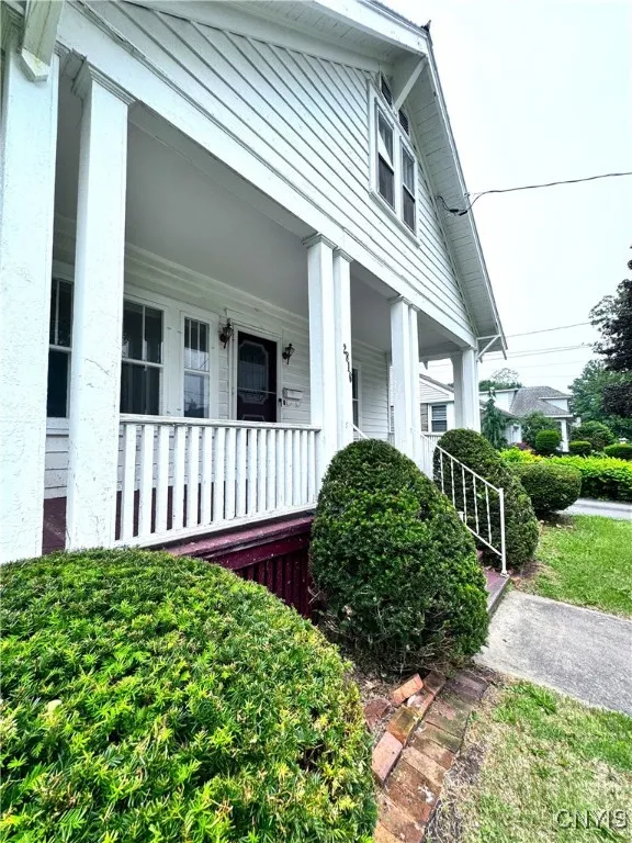 2816 Ferndale Place, Utica, New York 13501, Utica, New York 13501, 3 Bedrooms Bedrooms, 7 Rooms Rooms,1 BathroomBathrooms,Residential,For Sale,2816 Ferndale Place, Utica, New York 13501,0,S1611299