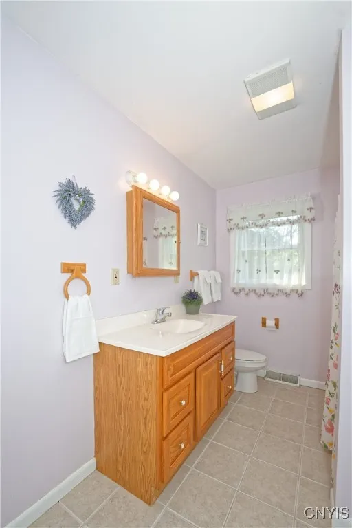 12 Sparrowbush Road South, Latham, New York 12110, New York 12110, 3 Bedrooms Bedrooms, 9 Rooms Rooms,2 BathroomsBathrooms,Residential,Closed,12 Sparrowbush Road South, Latham, New York 12110,S1611714