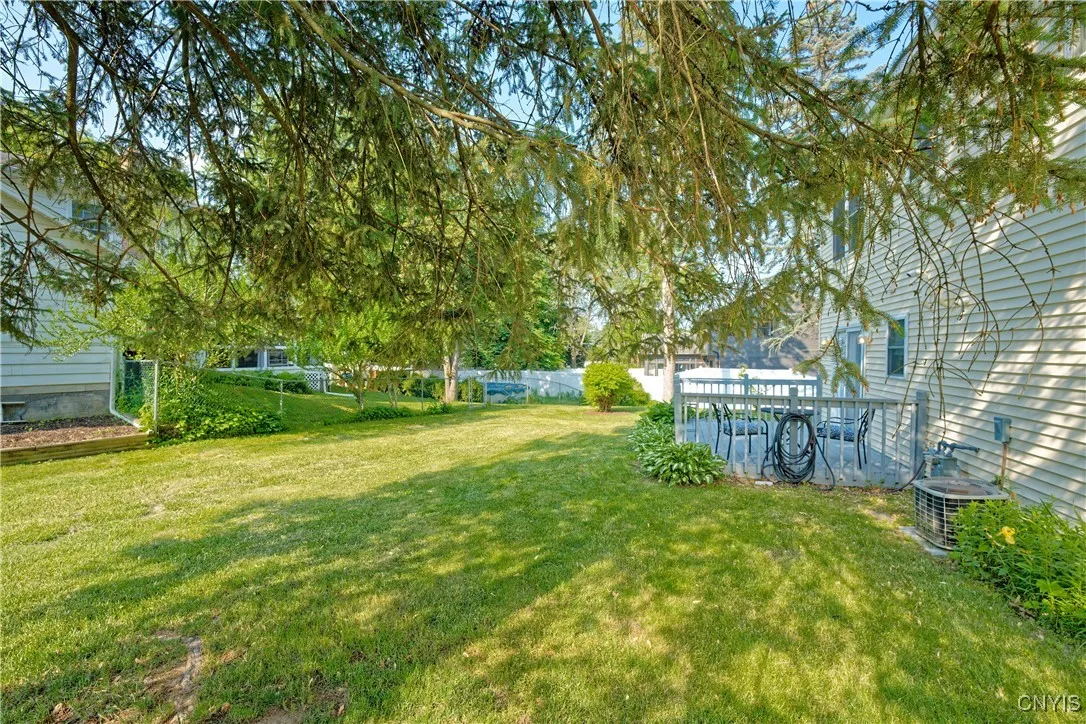 12 Sparrowbush Road South, Latham, New York 12110, New York 12110, 3 Bedrooms Bedrooms, 9 Rooms Rooms,2 BathroomsBathrooms,Residential,Closed,12 Sparrowbush Road South, Latham, New York 12110,S1611714