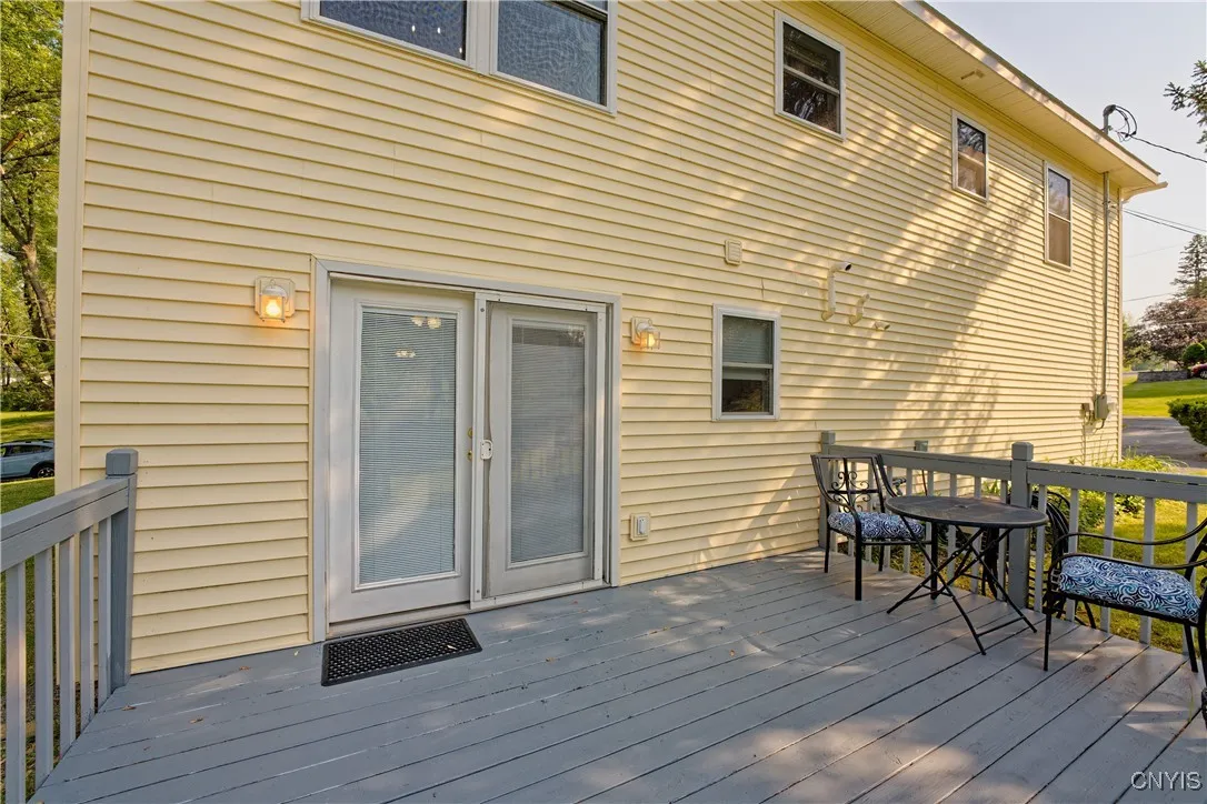 12 Sparrowbush Road South, Latham, New York 12110, New York 12110, 3 Bedrooms Bedrooms, 9 Rooms Rooms,2 BathroomsBathrooms,Residential,Closed,12 Sparrowbush Road South, Latham, New York 12110,S1611714