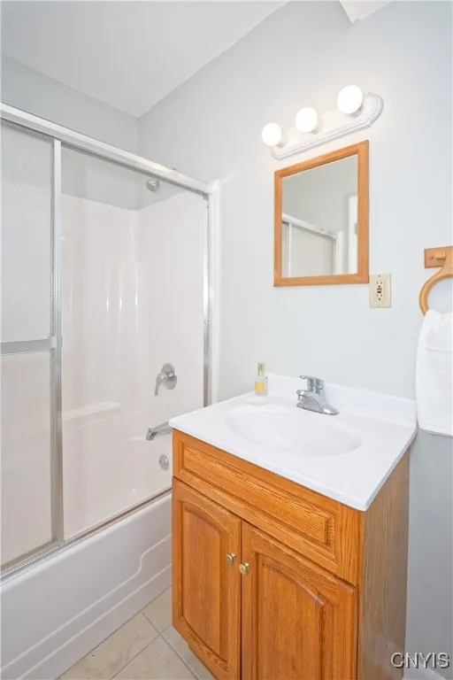 12 Sparrowbush Road South, Latham, New York 12110, New York 12110, 3 Bedrooms Bedrooms, 9 Rooms Rooms,2 BathroomsBathrooms,Residential,Closed,12 Sparrowbush Road South, Latham, New York 12110,S1611714
