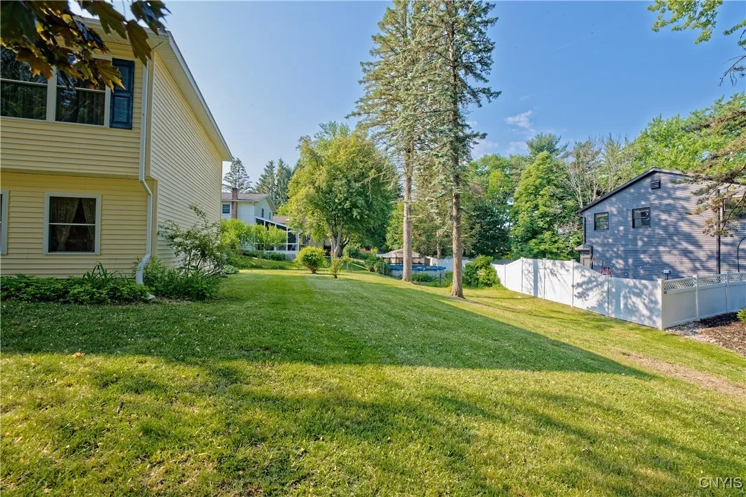 12 Sparrowbush Road South, Latham, New York 12110, New York 12110, 3 Bedrooms Bedrooms, 9 Rooms Rooms,2 BathroomsBathrooms,Residential,Closed,12 Sparrowbush Road South, Latham, New York 12110,S1611714