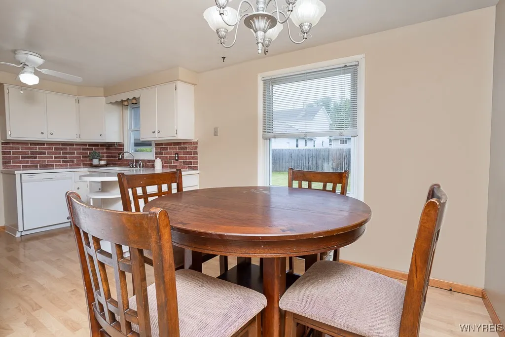 277 Utica Street, Tonawanda-city, New York 14150, Tonawanda, New York 14150, 2 Bedrooms Bedrooms, 7 Rooms Rooms,1 BathroomBathrooms,Residential,Closed,277 Utica Street, Tonawanda-city, New York 14150,B1613514