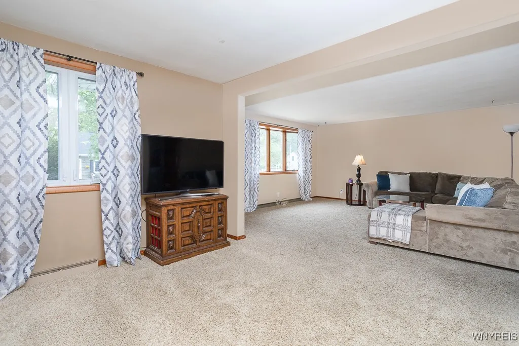 277 Utica Street, Tonawanda-city, New York 14150, Tonawanda, New York 14150, 2 Bedrooms Bedrooms, 7 Rooms Rooms,1 BathroomBathrooms,Residential,Closed,277 Utica Street, Tonawanda-city, New York 14150,B1613514