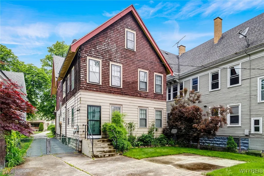 495 Linwood Avenue, Buffalo, New York 14209, Buffalo, New York 14209, 6 Bedrooms Bedrooms, ,2 BathroomsBathrooms,Residential,Closed,495 Linwood Avenue, Buffalo, New York 14209,B1611323