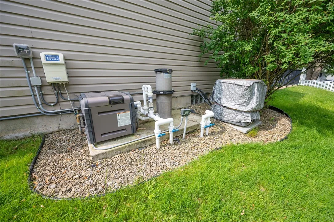 30 Sibley Drive, West Seneca, New York 14224, West Seneca, New York 14224, 5 Bedrooms Bedrooms, 12 Rooms Rooms,2 BathroomsBathrooms,Residential,Closed,30 Sibley Drive, West Seneca, New York 14224,R1613690