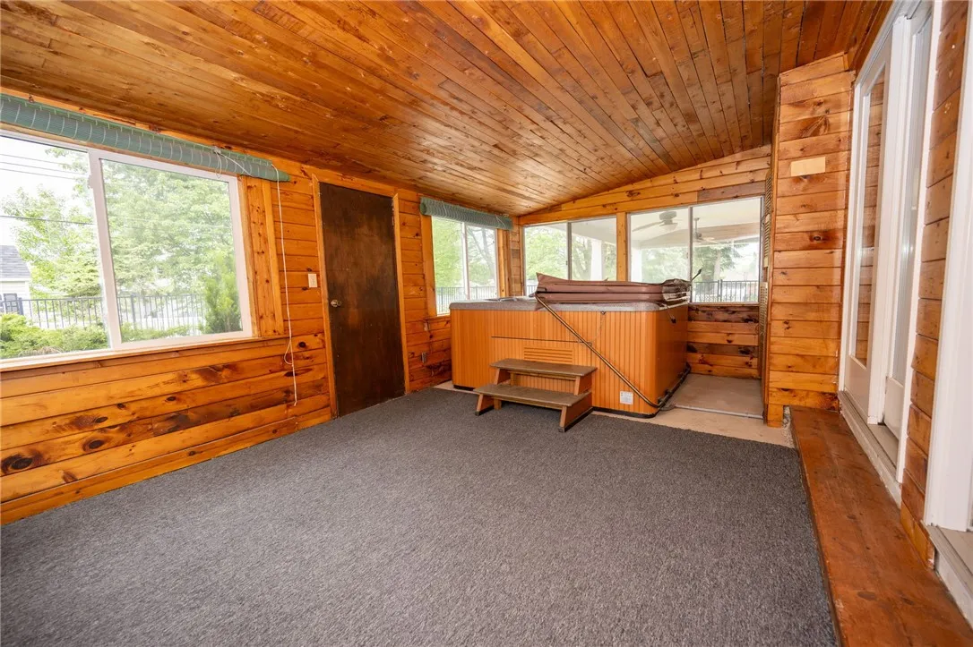30 Sibley Drive, West Seneca, New York 14224, West Seneca, New York 14224, 5 Bedrooms Bedrooms, 12 Rooms Rooms,2 BathroomsBathrooms,Residential,Closed,30 Sibley Drive, West Seneca, New York 14224,R1613690