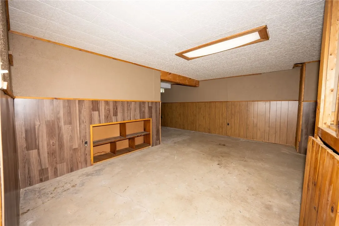30 Sibley Drive, West Seneca, New York 14224, West Seneca, New York 14224, 5 Bedrooms Bedrooms, 12 Rooms Rooms,2 BathroomsBathrooms,Residential,Closed,30 Sibley Drive, West Seneca, New York 14224,R1613690