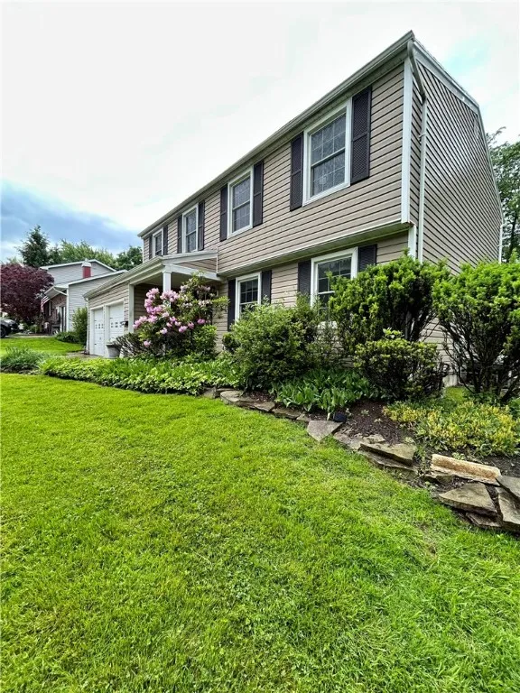 30 Sibley Drive, West Seneca, New York 14224, West Seneca, New York 14224, 5 Bedrooms Bedrooms, 12 Rooms Rooms,2 BathroomsBathrooms,Residential,Closed,30 Sibley Drive, West Seneca, New York 14224,R1613690