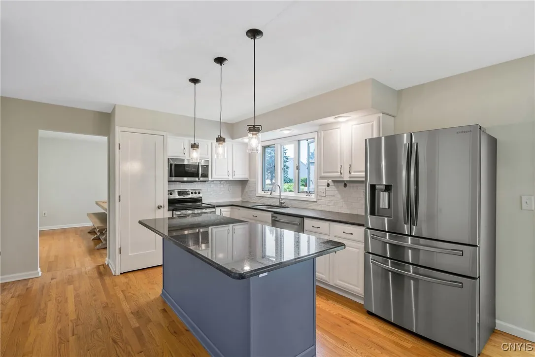 6333 Hardwood Lane, Cicero, New York 13039, Cicero, New York 13039, 4 Bedrooms Bedrooms, 9 Rooms Rooms,2 BathroomsBathrooms,Residential,Closed,6333 Hardwood Lane, Cicero, New York 13039,0,S1613597